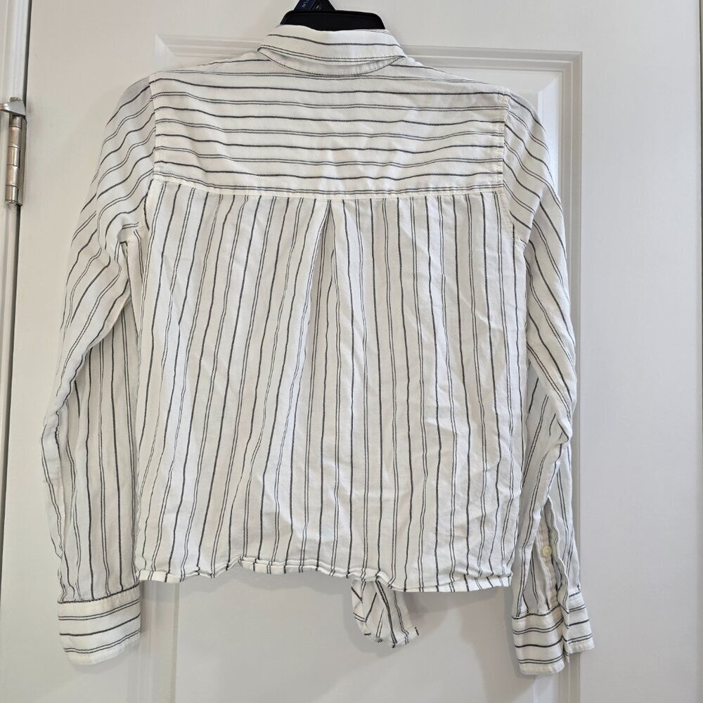 Madewell Tie-Front Shirt in Darcy Stripe - True Black and White - Picture 4 of 8
